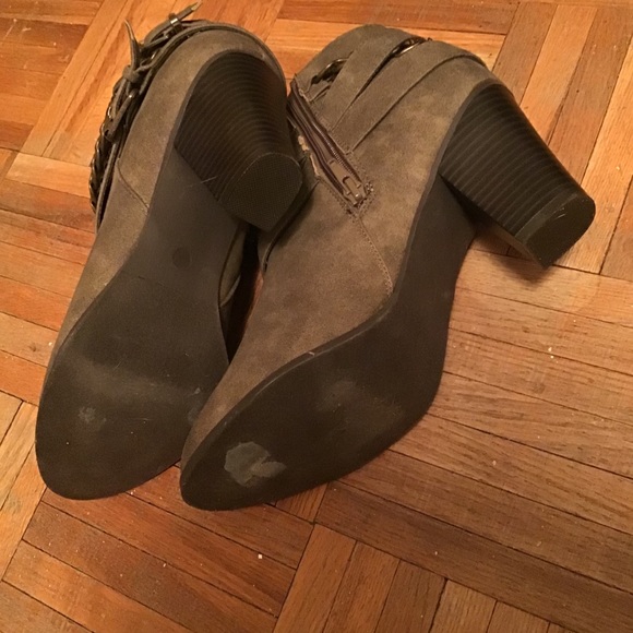 Braelyn JustFab Ankle Boots - Picture 5 of 6